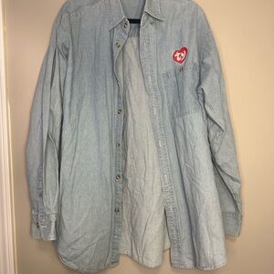 La Loving Light Wash Denim Button-Up Shirt w/ TY Heart Patch – XL